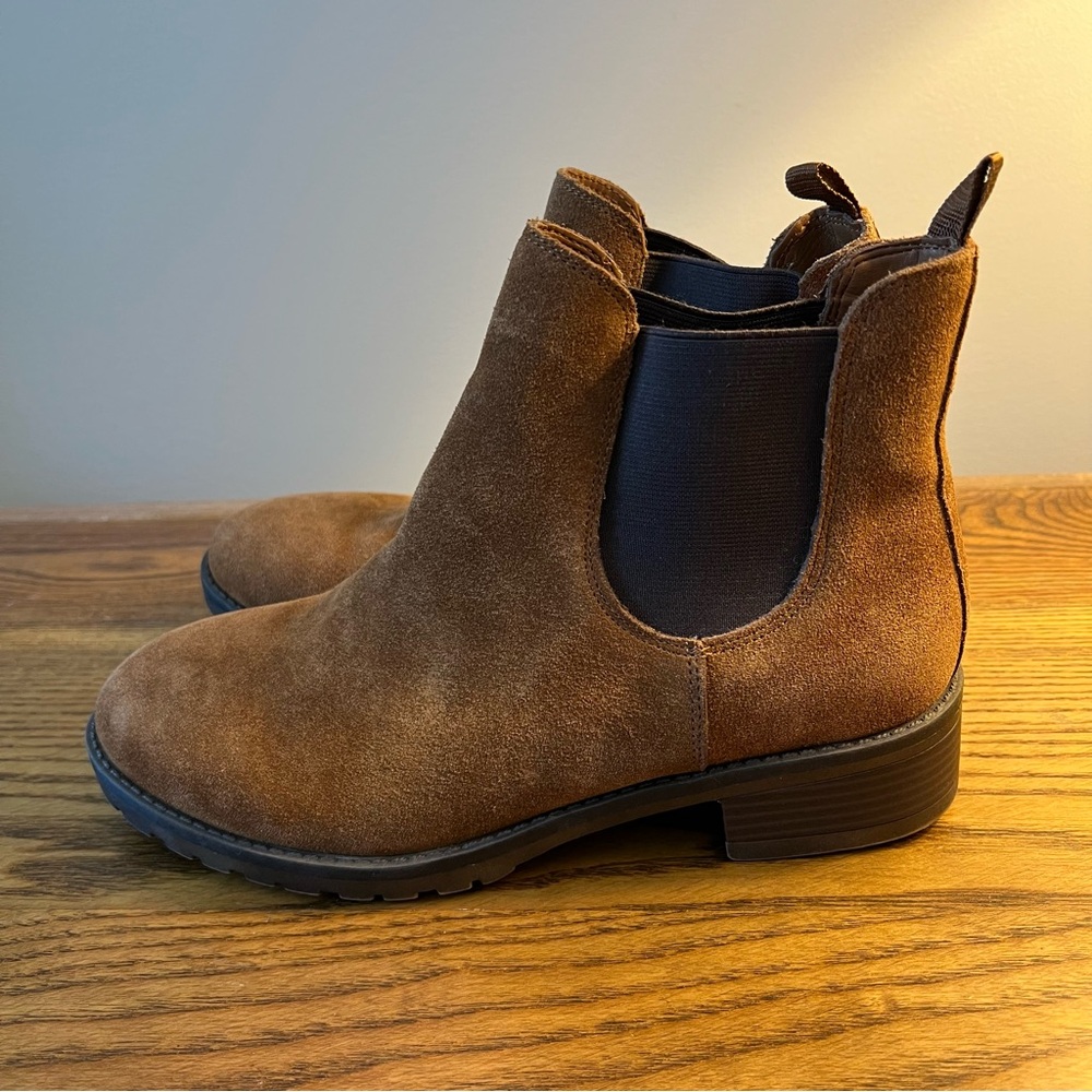 Kensie Suede Booties Size 9